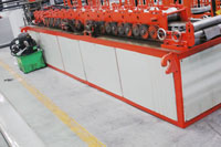Steel wall panel roll forming machine